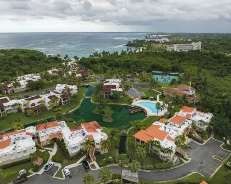Paradise Villas & Vacations Hotels in Vega Alta