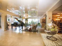 Kenari Hotel Hotels near Rustaveli Metro Station