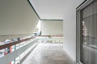 차란드리의 고급 아파트먼트, 대형 테라스 있음