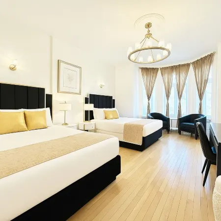 Hotel Charles-Alexandre Отели рядом с достопримечательностью «Rue Sainte-Anne»