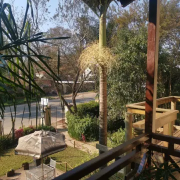 Autumn Breeze Manor Guest House