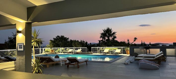 Dela Hotels in Hvar Town