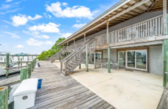 Sebastian Saltwater Lodge