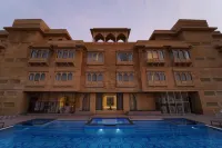 Sehdev Bagh - piscina