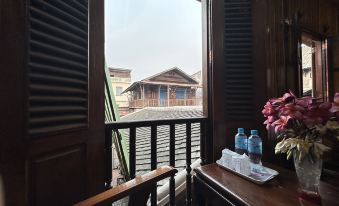 Villa Alounsavath Mekong Riverside