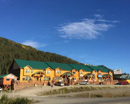 Denali Rainbow Village RV Park and Motel Hotels in Denali