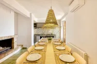 Mas Cusi Hotels in Garriguella