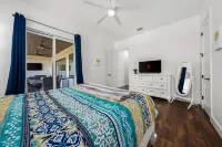 NEW Pool, Hot Tub, Fire Pit, Views on 10 acres, 5 mins from DT Johnson City!