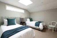 A slice of ocean luxe in the heart of Barwon Heads.