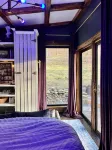 Luxe Cabin Hot Tub Outdoor Movie Screen Mountains
