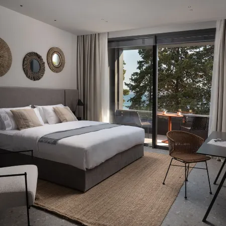 La Vista Suites