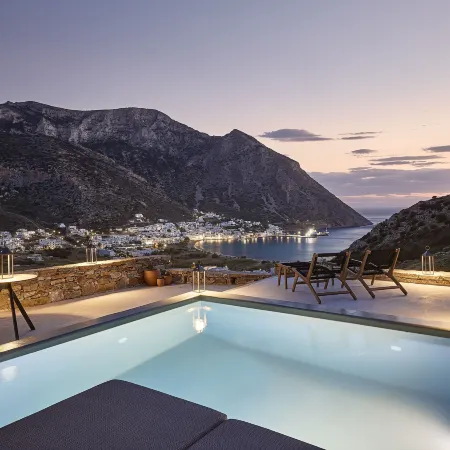 Apsila Pool Suites