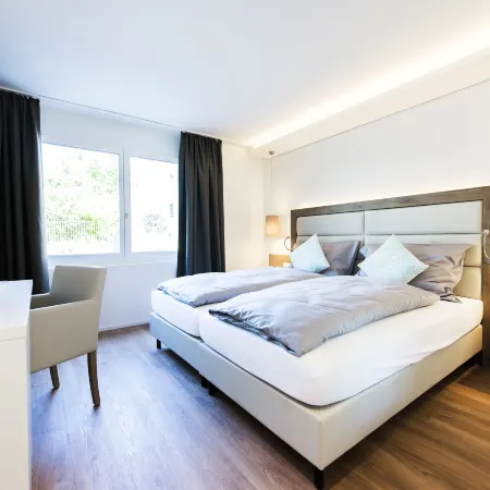 Hotel Tilia - Self Check-IN Отели в г. Устер