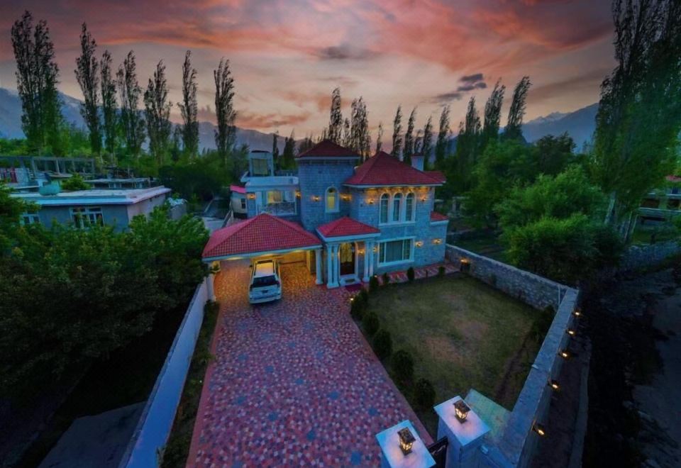 hotel overview picture