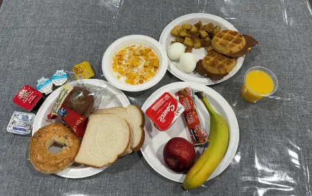 Travelodge by Wyndham Cochrane Отели в г. Кокран