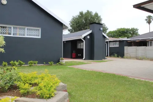 Newcastle Thully Guest House Hotels in Amajuba