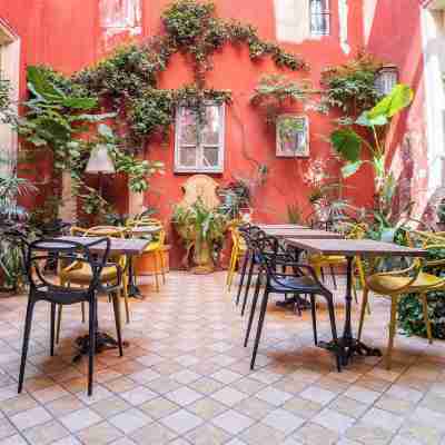 Hôtel de l'Amphithéâtre Hotel Exterior