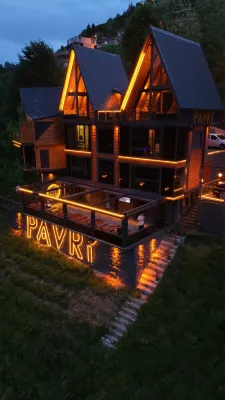 Pavri Suit Bungalov
