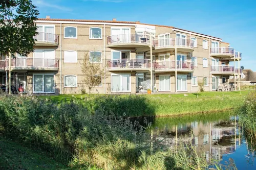 Cozy Dune-View Apartment