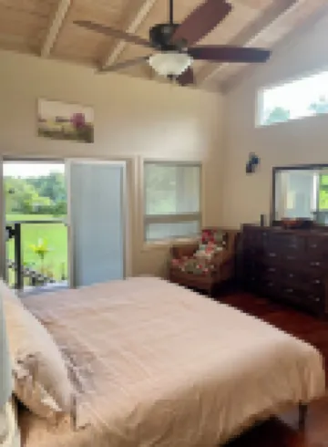 Beautiful Hana, Near Waianapanapa State Park. STR 216/0003 TA186-656-9728-01
