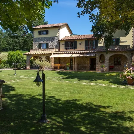 Price Off Pretty Tuscan Home 8/14 Guest,Pool A.C WI.FI, Garden Family &Friends