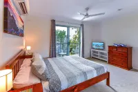 Sunset Waters 01 - Marina Side 2 Bedroom with buggy.