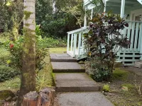 Big Island "Whole House 5BR/2BA" Retreat For Work & Play!  Sleeps 16 ハワイアン・パラダイス・パークのホテル