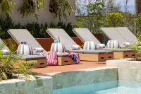 Hotel Santiago, Curio Collection by Hilton - Pools
