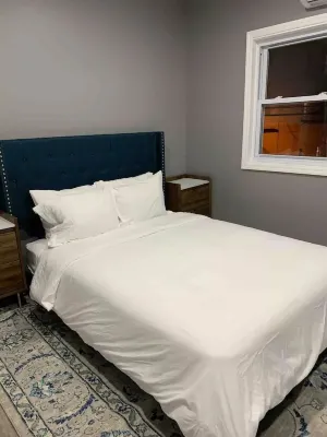 Spacious 2-Bedroom Apartment close to Manhattan #1