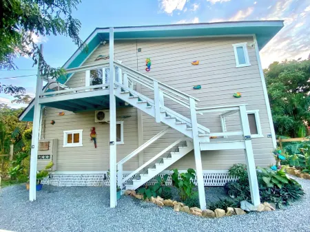 2 Villa’s in West Bay - Private Pool & Stunning Panoramic Ocean Views