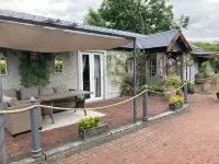 Ballybur Lodge Mews 2 Hôtels à : 