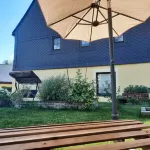 Moderne Ferienwohnung - Zentral im Erzgebirge Gelegen! Các khách sạn ở Drebach