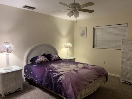 Little Cute Home Отели в г. Беверли-Хилс