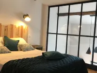 Charming stone house in the countryside Hotels in Ceret