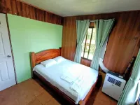 Near La Fortuna, Cabin with Volcano View