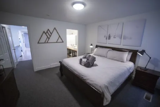 Modern Mountainside Retreat, Little Cottonwood Canyon