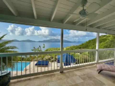 Eco-Luxury Paradise with Amazing Views & Pool