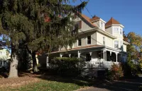 2 BR Spacious Apartment in Historic Montclair NJ Close to NYC Transportation Hotels near 73 See Gallery & Design Studio