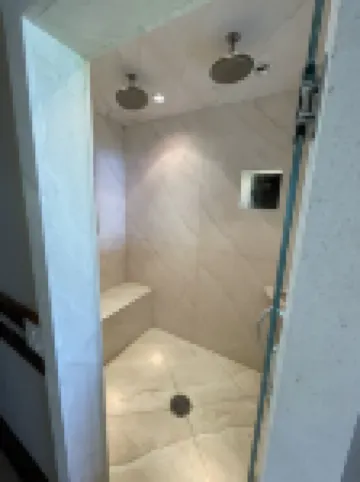 Private Luxury on 8acers with Amazing views and Spacious Accommodations