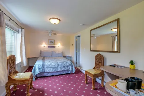 The Yellow 2 Bedroom Cottage @Twin Hills Cottages
