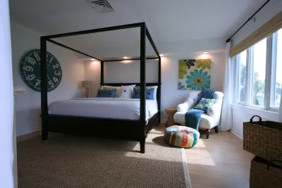 Ocean Breeze Villa - Beautiful Ocean Views!