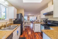 NEW! 3 BED 2 BATH Utopian Ukiah