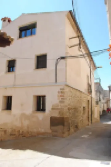 Self catering Cal Sarri Vell for 4-8 people