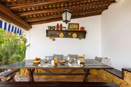 Monte da Luz - House of the Parreira