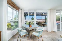 Villa Elysian Beachfront Luna Studio Sleeps 4