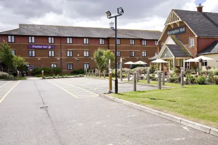 Premier Inn Huntingdon (A1/A14) Отели в г. Стеклис