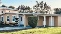 Quiet retreat 15 minutes from downtown Orlando, Orlando Airport International! Hotels near Garden Center at The Home Depot