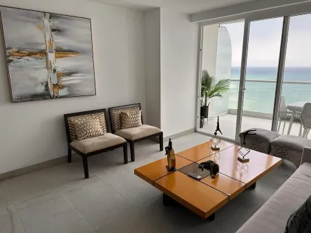 Amazing Ocean View Apartment