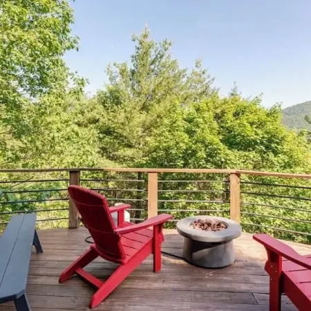 Cozy Silo with Sunset Mountain Views