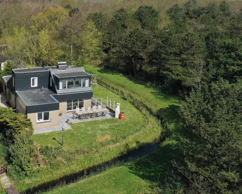Child Friendly, 5 bedrooms, 2 bathrooms, 3 Toillets, Sauna, large garden Hotels in De Cocksdorp
